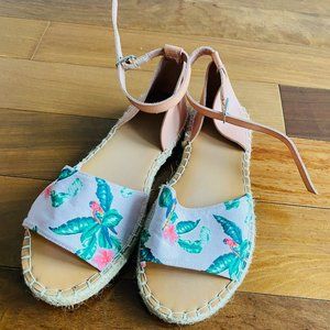 Patterned Canvas Espadrille